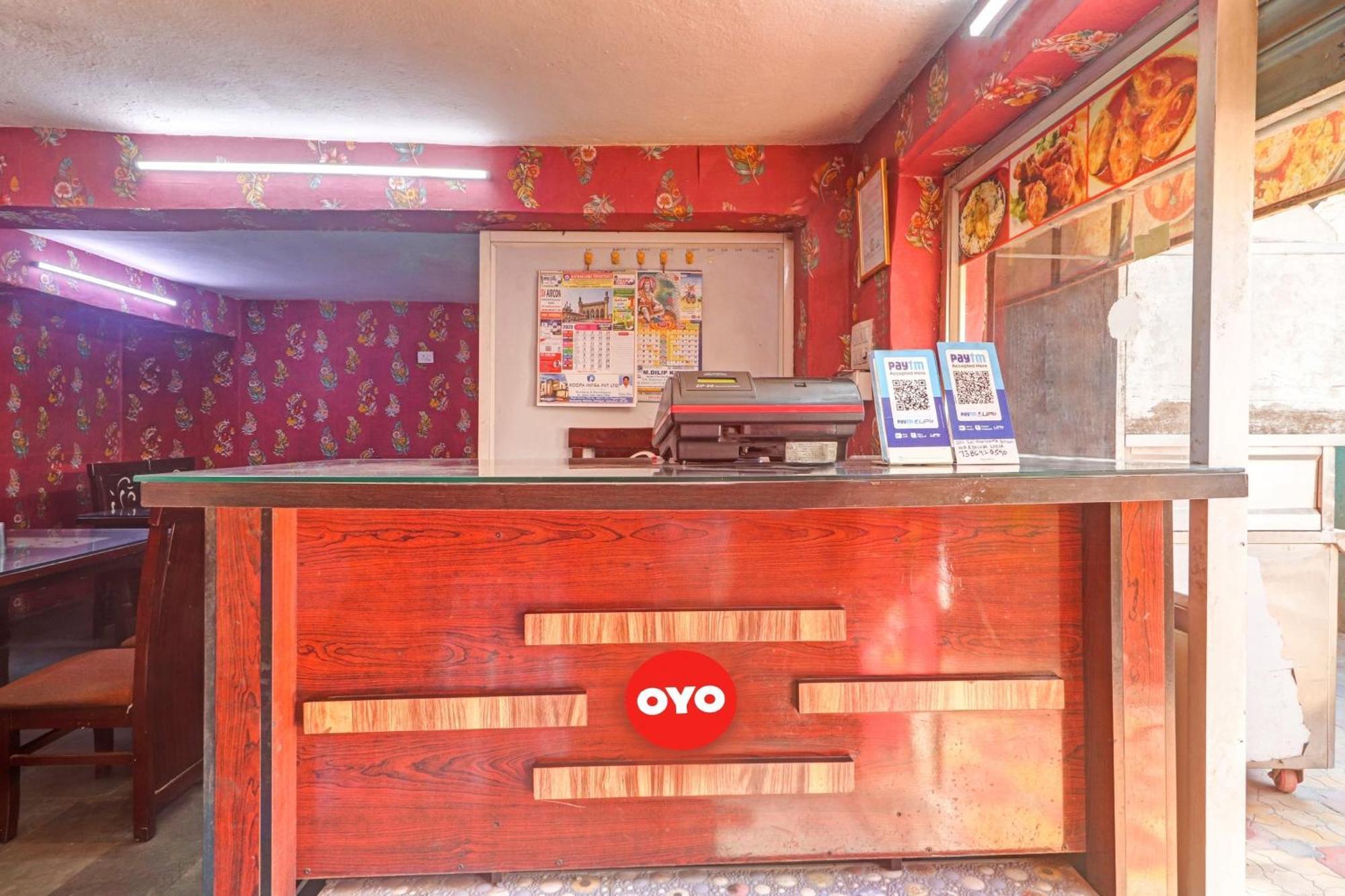 Hotel Oyo Flagship 81051 Sri Sai Manikanta Hyderabad Exterior foto
